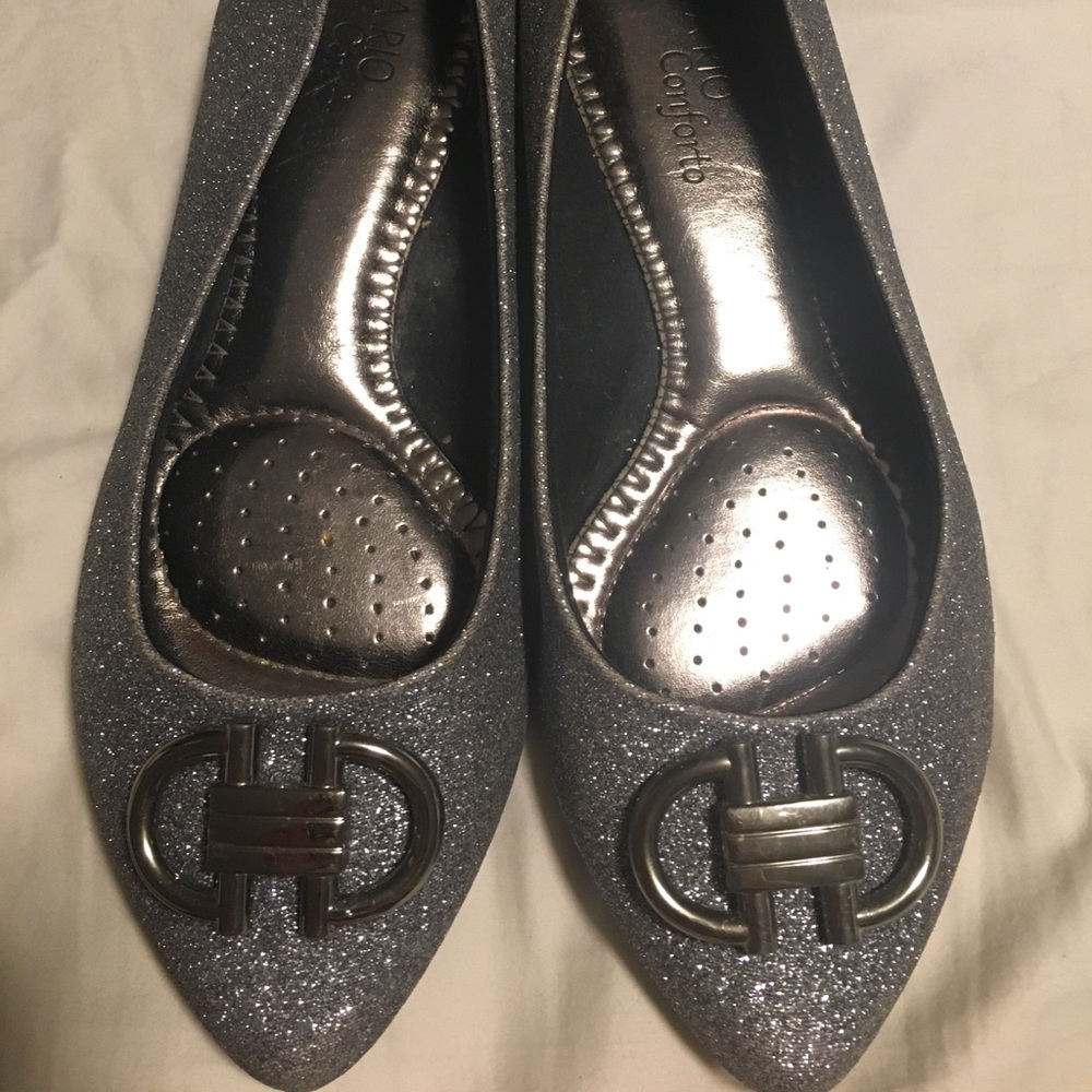 Sparkle flats